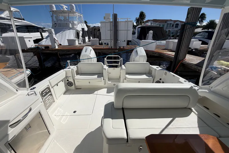 Slide: The Image of Aft Cockpit - 30