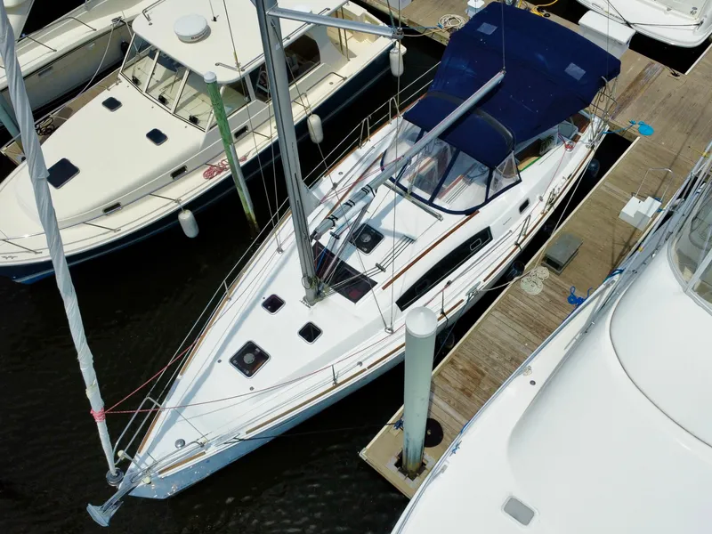 Slide: The Image of Beneteau Oceanis 40 2008 - 36