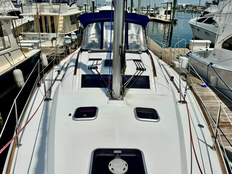 Slide: The Image of Beneteau Oceanis 40 2008 - 32