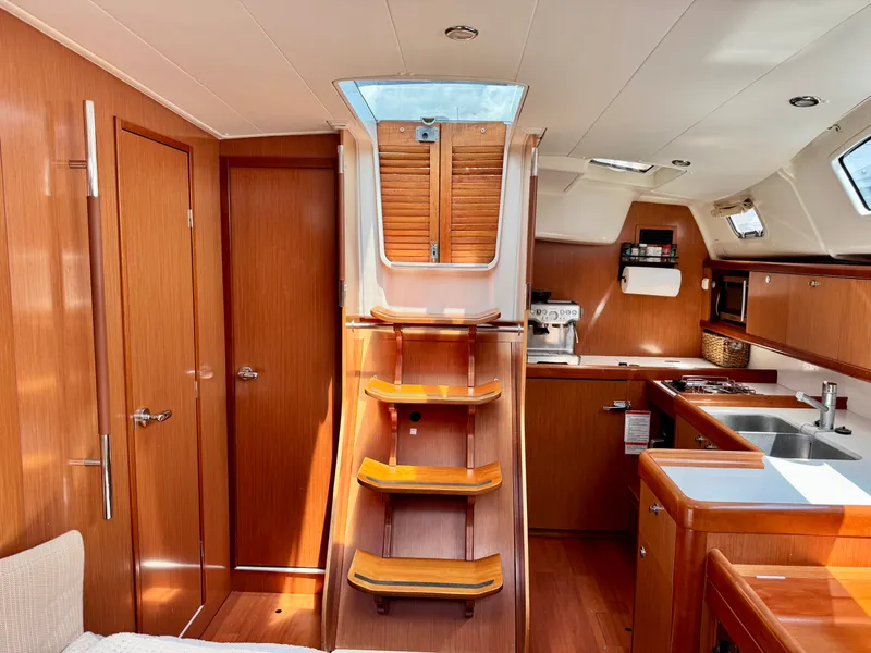 Slide: The Image of Beneteau Oceanis 40 2008 - 7