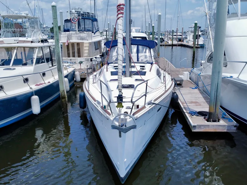 Slide: The Image of Beneteau Oceanis 40 2008 - 1