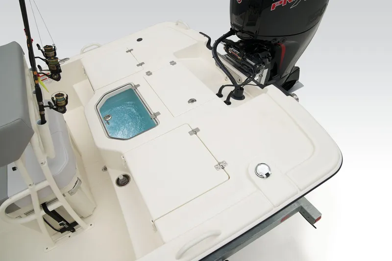 Slide: The Image of Mako Pro Skiff 19 CC 2026 - 65