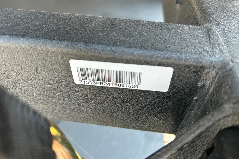 Slide: The Image of Barcode label on 2026 Sun Tracker Fishin' Barge 22 DLX boat component. - 127