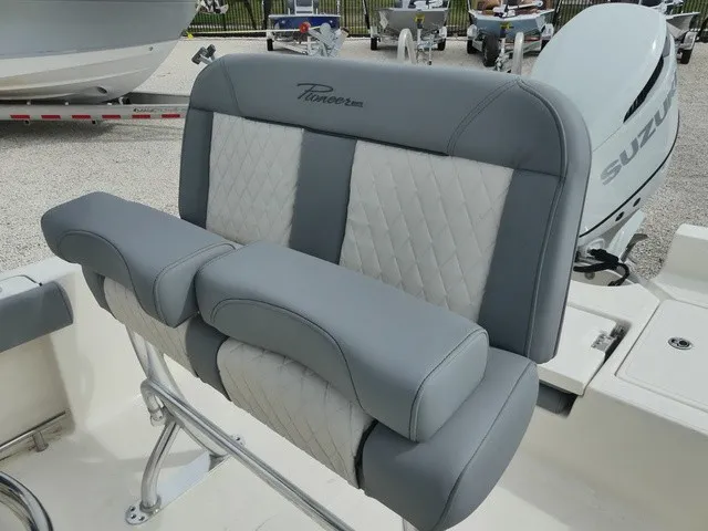 Slide: The Image of Pioneer 220 Bay Sport 2027 - 11