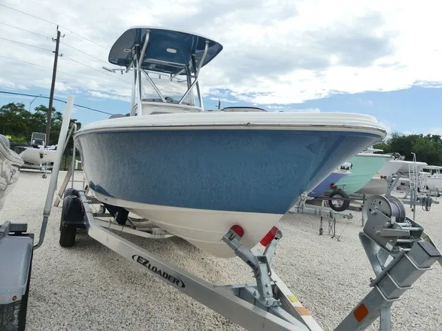 Slide: The Image of Pioneer 220 Bay Sport 2027 - 2