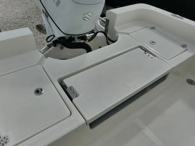 Slide: The Image of Pioneer 220 Bay Sport 2027 - 7