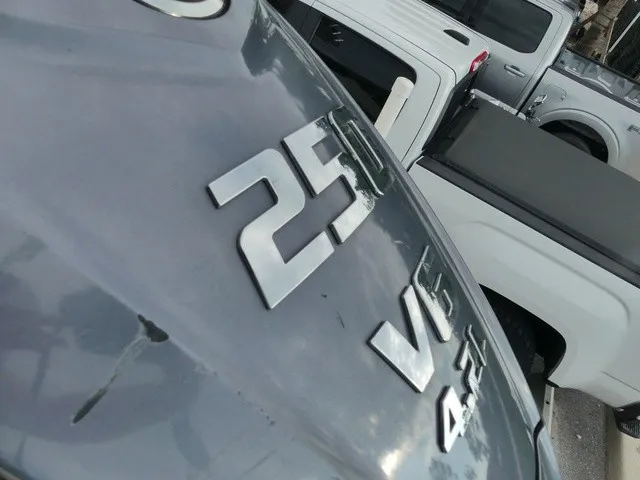 Slide: The Image of Cobia 237 Center Console 2022 - 5