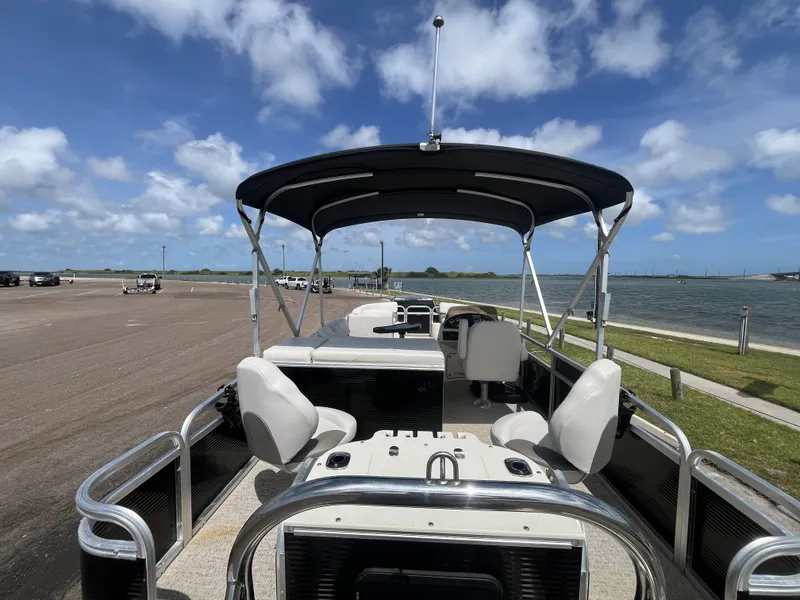 Slide: The Image of Grand GT2380RF 2019 - 32
