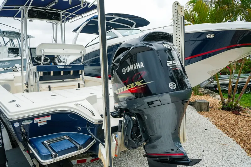 Slide: The Image of 2021 Pathfinder 2300 HPS boat with Yamaha 250 VMAX outboard motor. - 3