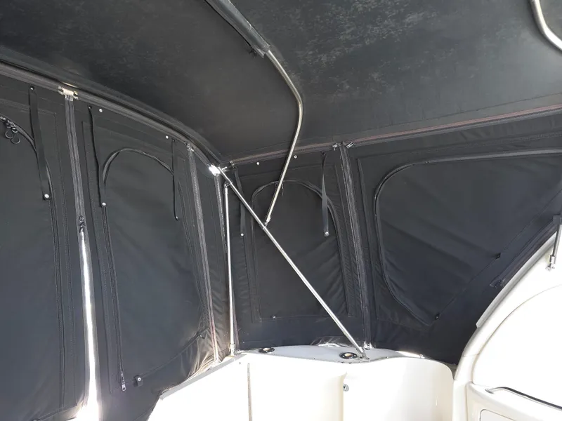Slide: The Image of Sea Ray 380 Sundancer 2001 - 17