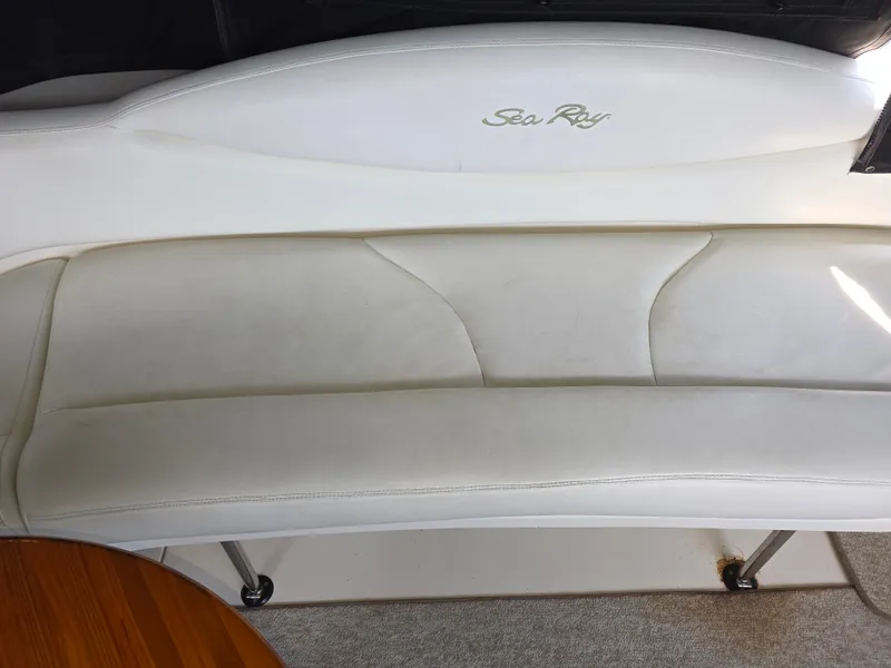 Slide: The Image of Sea Ray 380 Sundancer 2001 - 18