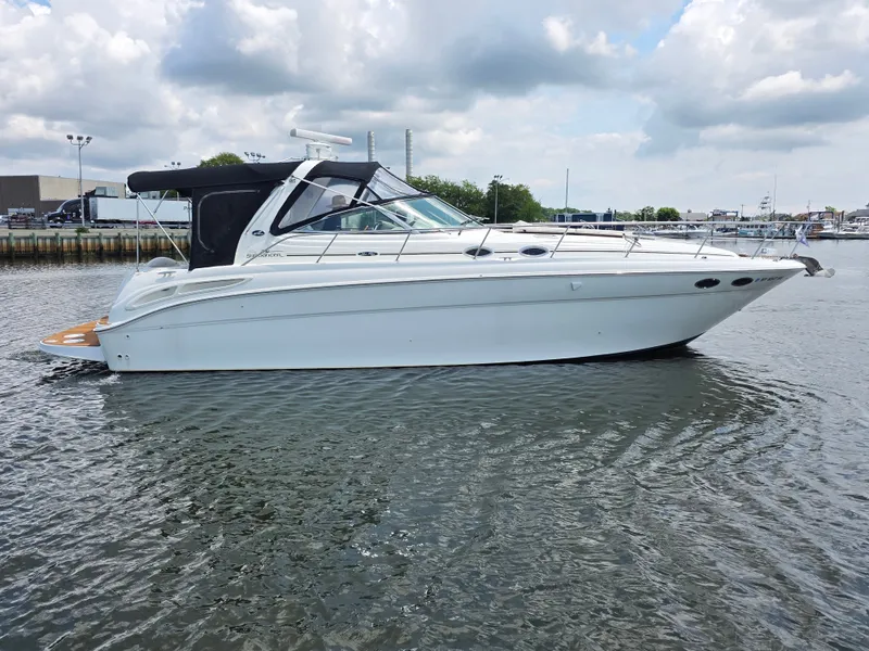 The Image of Sea Ray 380 Sundancer 2001 - 0