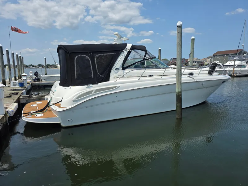 Slide: The Image of Sea Ray 380 Sundancer 2001 - 8