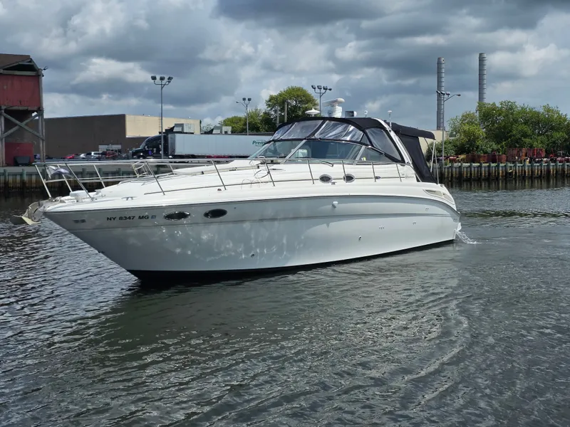 Slide: The Image of Sea Ray 380 Sundancer 2001 - 4