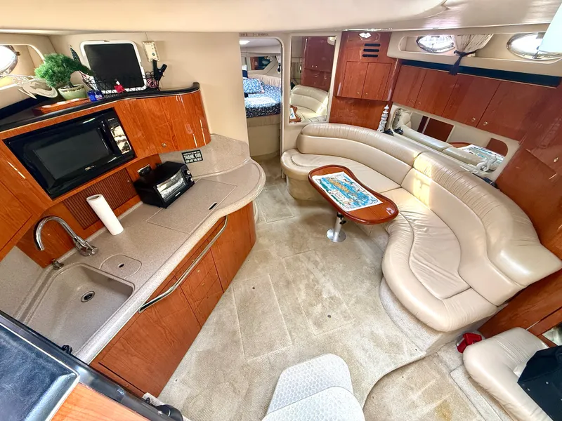 Slide: The Image of Sea Ray 380 Sundancer 2001 - 33