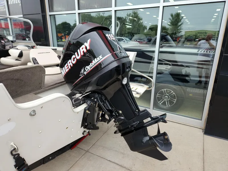 Slide: The Image of Crestliner Super Hawk 1700 2011 - 21