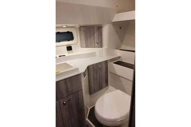 Slide: The Image of Formula 360 Crossover Bowrider I/O 2027 - 60