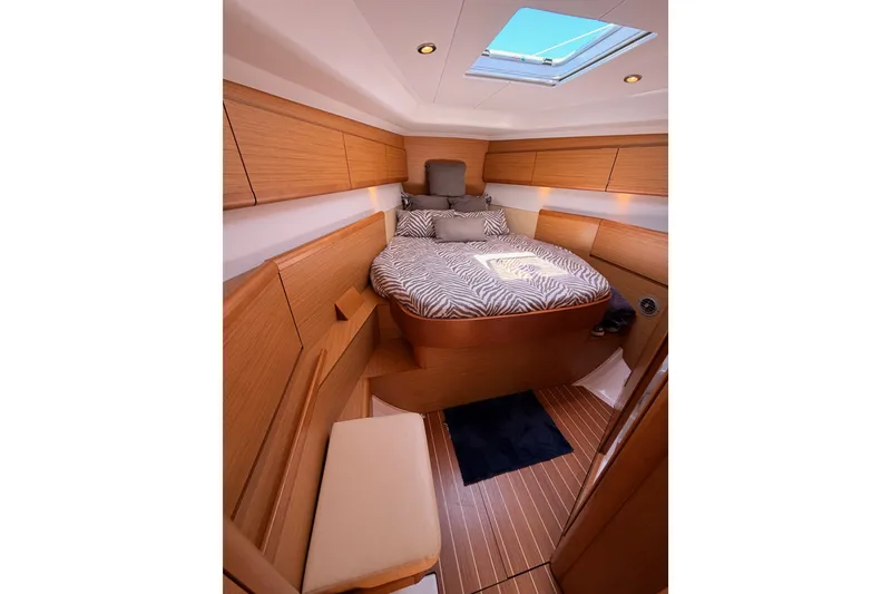 Slide: The Image of Luxurious cabin interior of 2009 Jeanneau Sun Odyssey 45 DS yacht with skylight. - 67