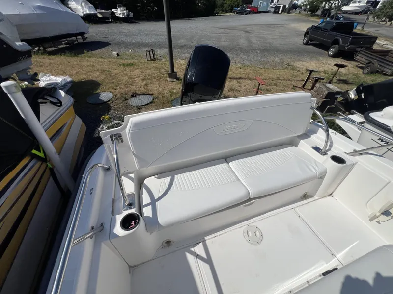 The Image of Boston Whaler 180 Dauntless 2003 - 1