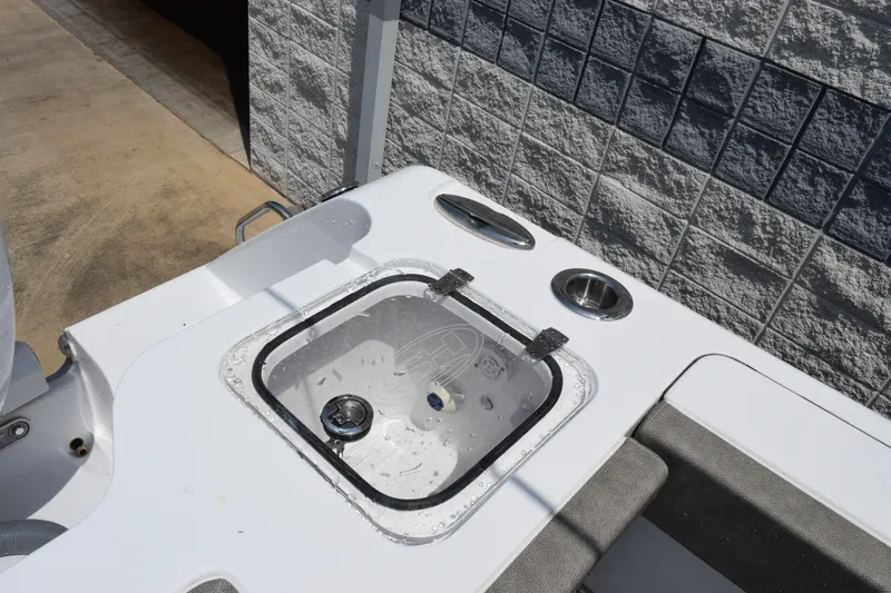 Slide: The Image of Livewell on 2027 Sea Hunt Gamefish 25 boat, featuring a sleek design and durable construction. - 23