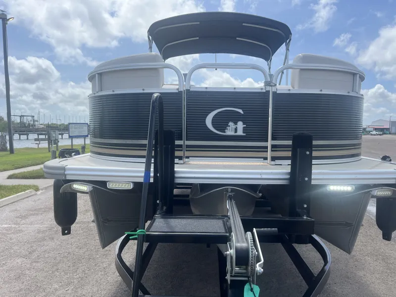 Slide: The Image of Grand GT2380RF 2019 - 6