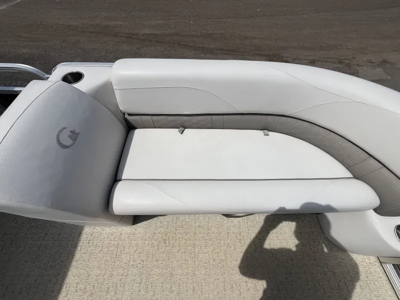 Slide: The Image of Grand GT2380RF 2019 - 13