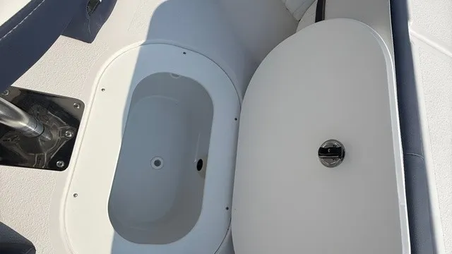 Slide: The Image of Stingray 20 SBX 2027 - 18