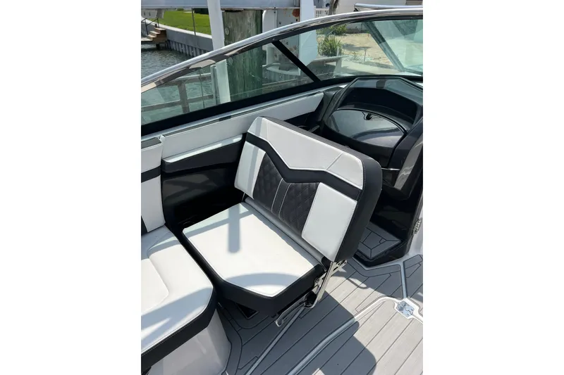 Slide: The Image of 2024 Monterey 275SS Super Sport boat interior with stylish seating and modern design. - 31