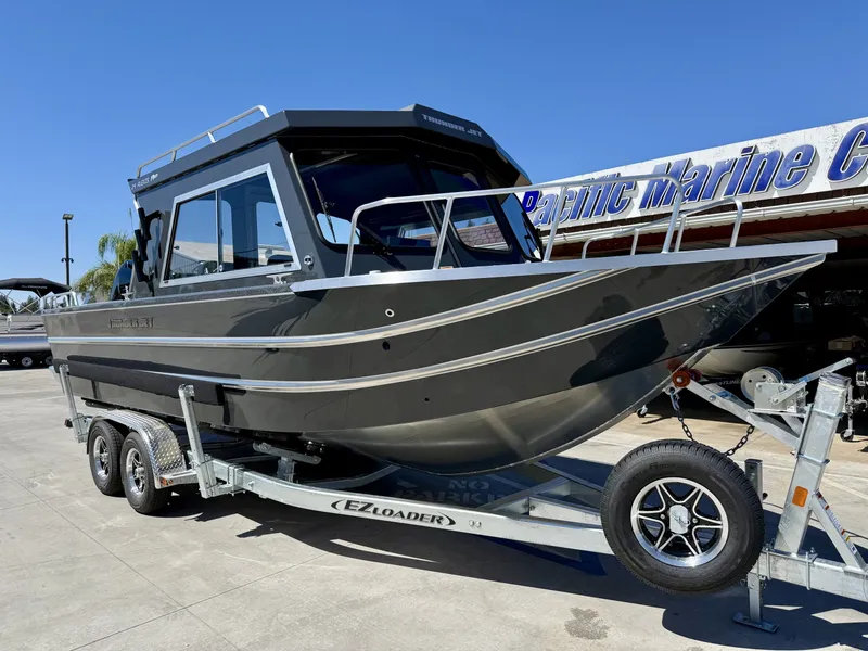 Slide: The Image of Thunder Jet Alexis Pro 24 w/ 350HP Mercury and a 15HP Pro Kicker! 2027 - 2