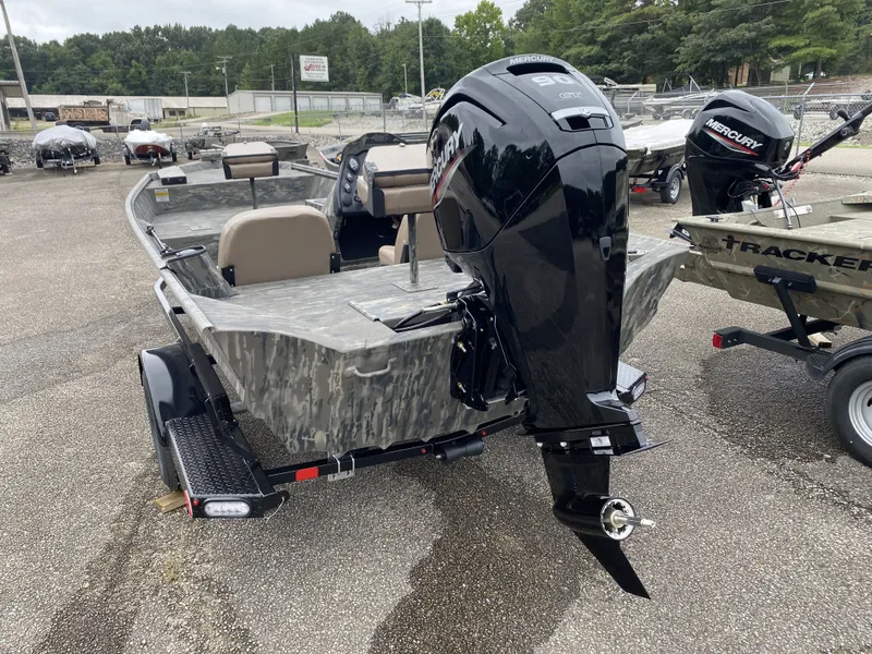 Slide: The Image of War Eagle 860LDBR 2027 - 2