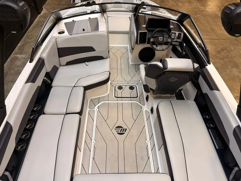 Slide: The Image of Malibu lsv 22 2022 - 9