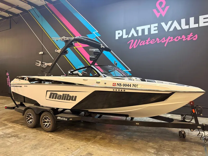 Slide: The Image of Malibu lsv 22 2022 - 3
