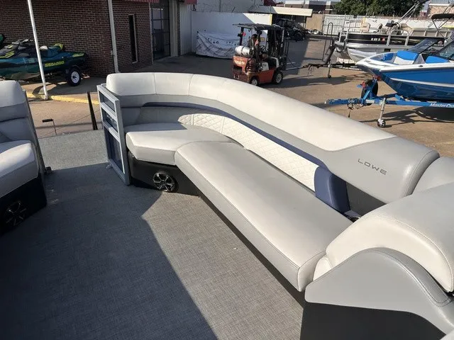 Slide: The Image of Lowe SS 270 EWT TLX 2024 - 25