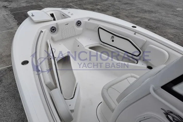 Slide: The Image of Tidewater 232 CC Adventure 2027 - 4