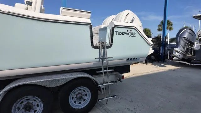 Slide: The Image of Tidewater 282 CC Adventure 2027 - 26