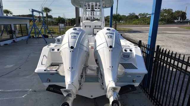 Slide: The Image of Tidewater 282 CC Adventure 2027 - 25