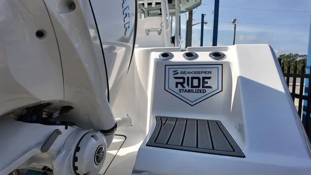 Slide: The Image of Tidewater 282 CC Adventure 2027 - 2