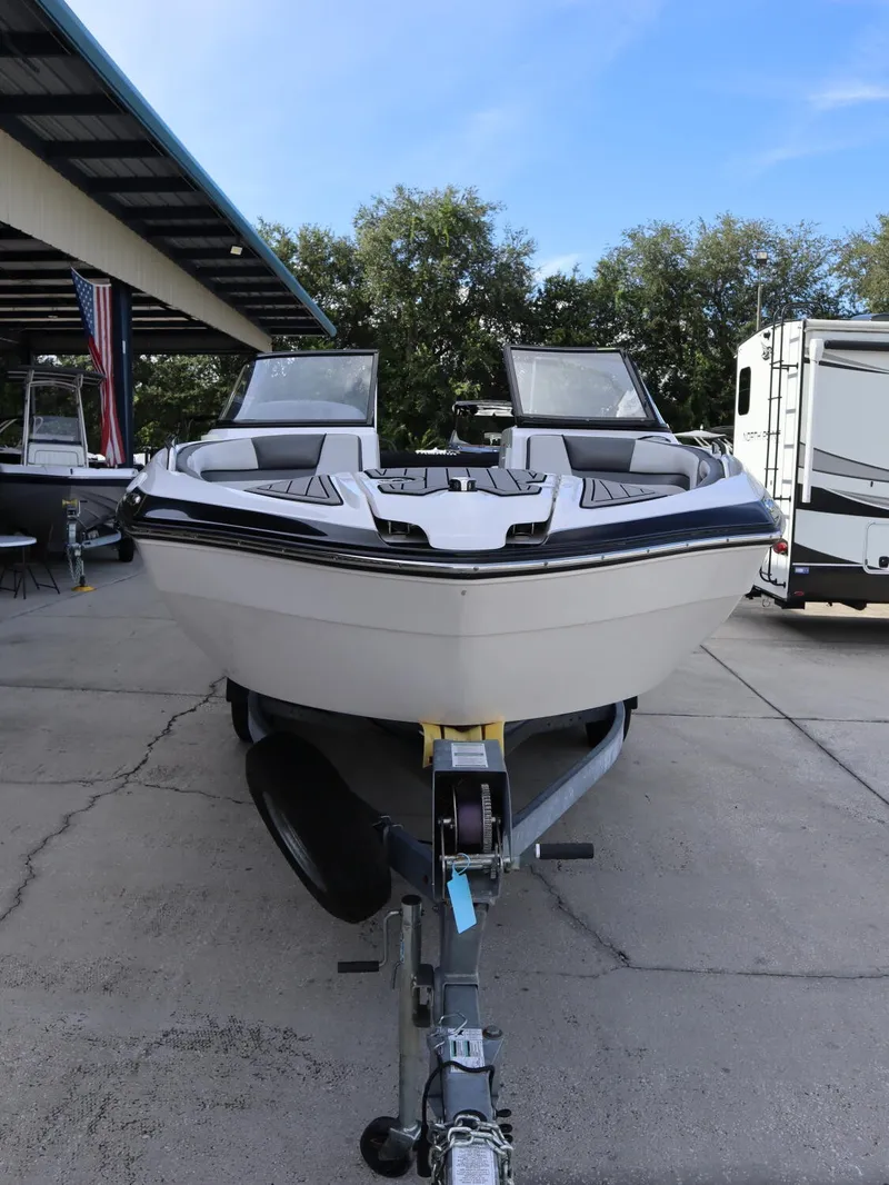 Slide: The Image of Yamaha SX240 2019 - 3