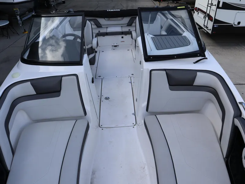 Slide: The Image of Yamaha SX240 2019 - 19