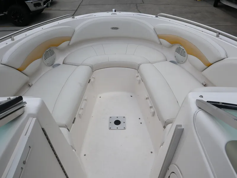 Slide: The Image of Chaparral 230 SSi 2002 - 16