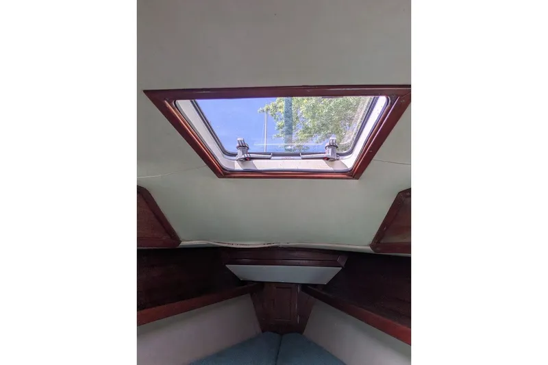 Slide: The Image of Interior view of 1988 Ericson 38-200 sailboat cabin with open skylight. - 46