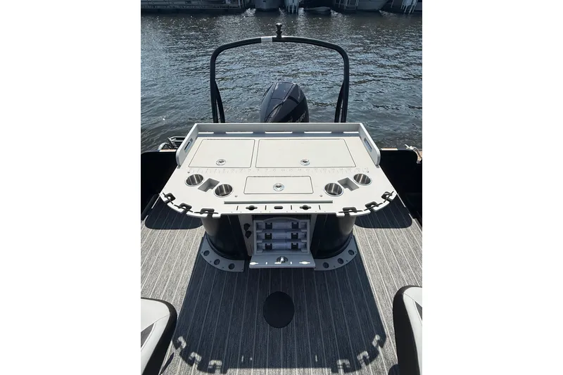 Slide: The Image of Premier 250 Sunsation 2027 boat with fishing station and cup holders on deck. - 10