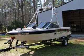 The Image of MasterCraft Prostar 205 LT1 1998 - 1