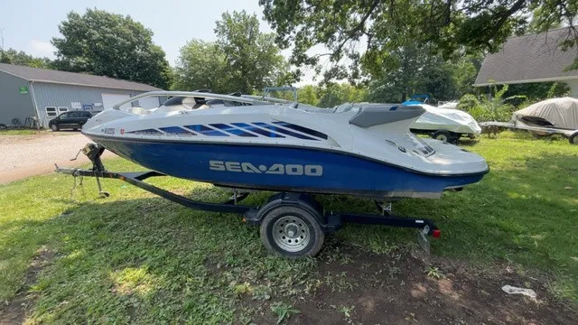 Slide: The Image of Sea-Doo Speedster 200 430HP 2006 - 11