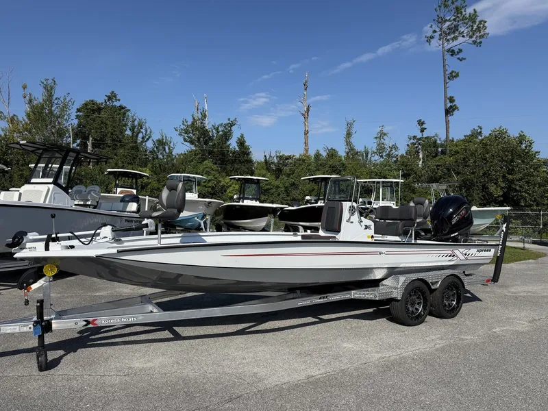 The Image of Xpress Hyper-Lift Bay Series H24B-SEADECK 2027 - 1