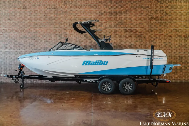 The Image of 2024 Malibu Wakesetter 23 LSV boat on trailer at Lake Norman Marina. - 1