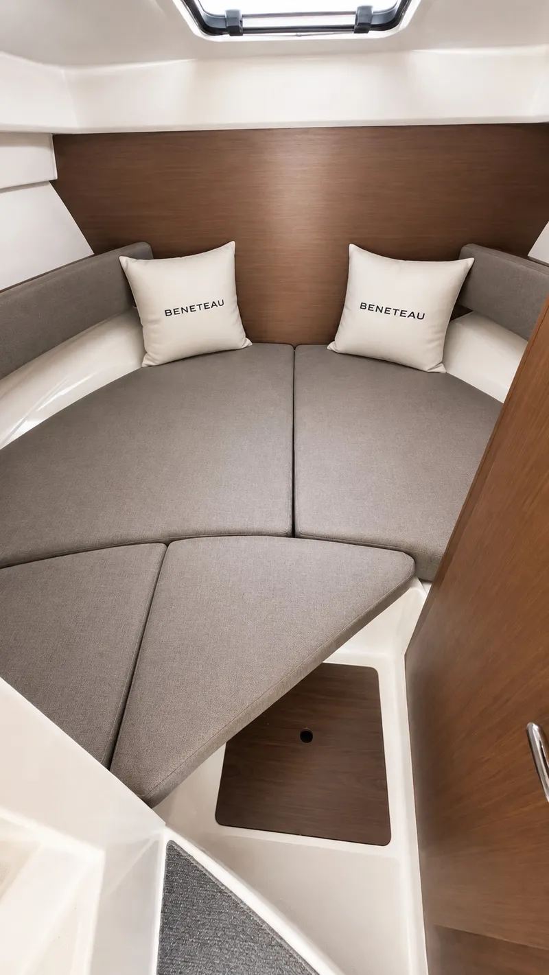 Slide: The Image of Antares 8 Forward Berth - 17