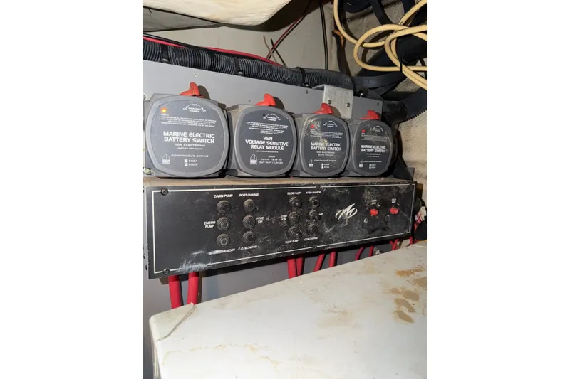 Slide: The Image of Electrical panel with marine battery switches in a 2008 Monterey 330 Sport Yacht. - 40