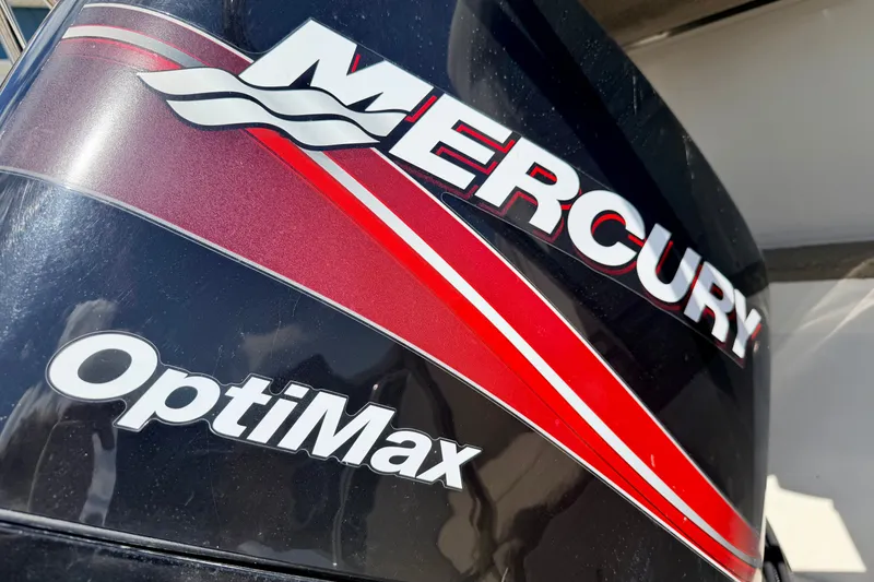 Slide: The Image of Mercury OptiMax engine on 2005 Princecraft Vacanza 210V O/B boat. - 18