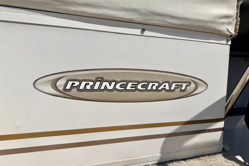 Slide: The Image of 2005 Princecraft Vacanza 210V O/B boat logo on white surface. - 20